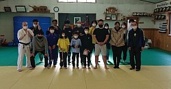 R４年４月の合同稽古での集合写真＼(^-^)／